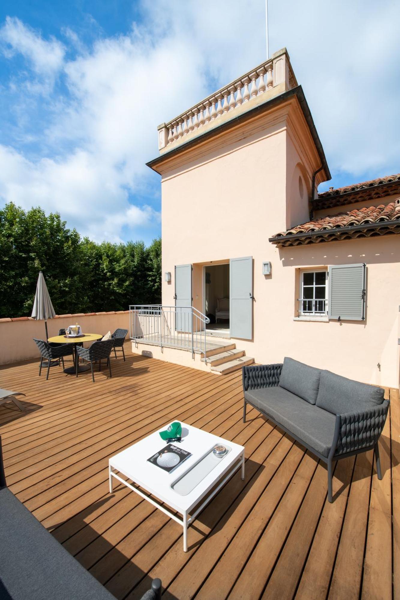 Hotel Golf & Spa Chateau De La Begude The Originals Collection Valbonne Luaran gambar