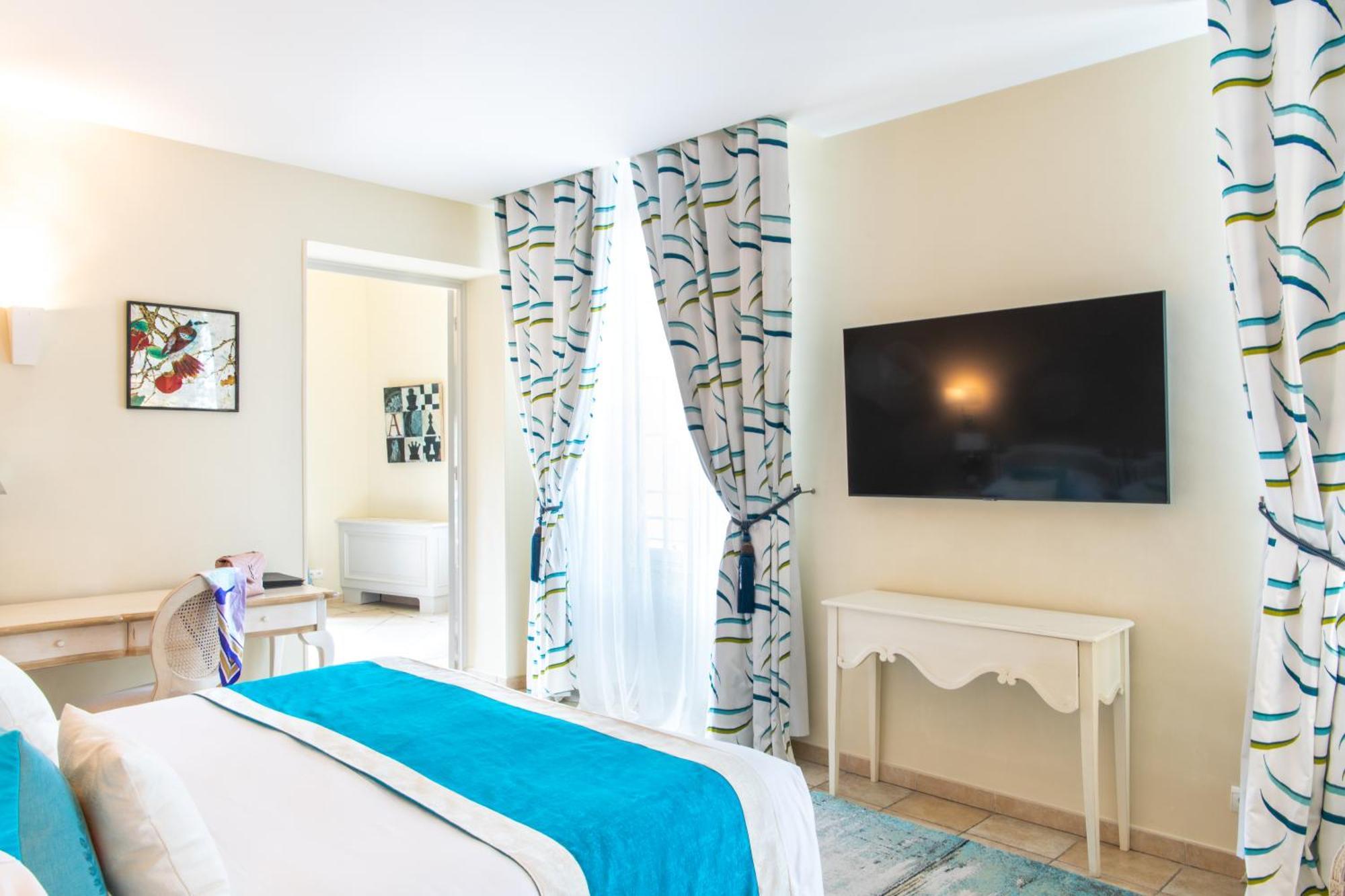 Hotel Golf & Spa Chateau De La Begude The Originals Collection Valbonne Luaran gambar