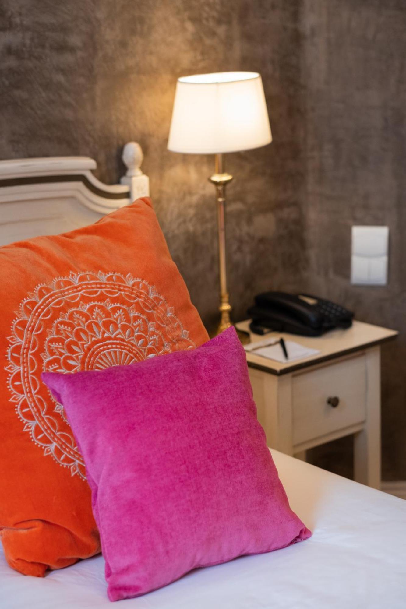 Hotel Golf & Spa Chateau De La Begude The Originals Collection Valbonne Luaran gambar