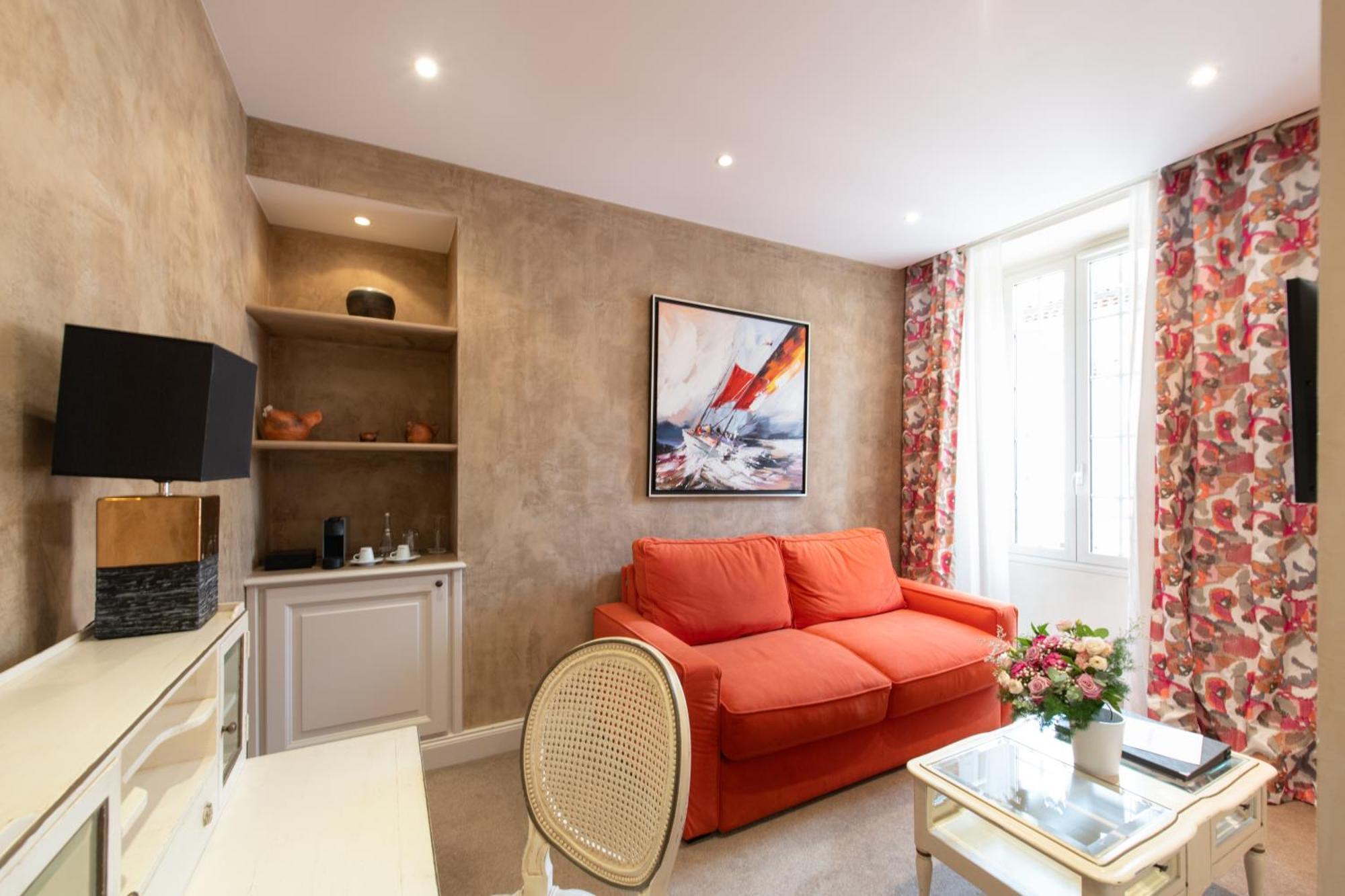 Hotel Golf & Spa Chateau De La Begude The Originals Collection Valbonne Luaran gambar